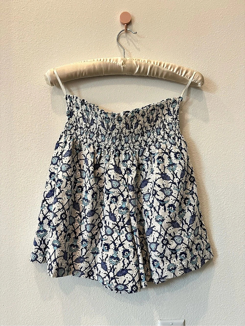 SACHIN BABI Vivi Smocked High-Rise Shorts Floral High Waist in White & Blue